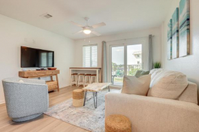 Beachy Gulf Shores Condo with Pool, Walk to Shore!